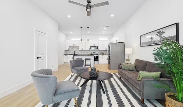 2804 Weisenberger Street #233, Fort Worth, TX 76107, 2 Bedrooms Bedrooms, ,2 BathroomsBathrooms,Residential,For Sale,2804 Weisenberger Street,20929244