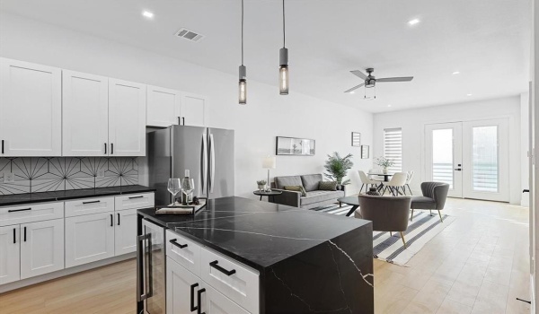 2804 Weisenberger Street #233, Fort Worth, TX 76107, 2 Bedrooms Bedrooms, ,2 BathroomsBathrooms,Residential,For Sale,2804 Weisenberger Street,20929244