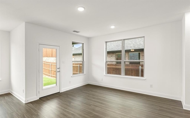 1906 Bobbin Mill, Forney, TX 75126, 4 Bedrooms Bedrooms, ,3 BathroomsBathrooms,Residential,For Sale,1906 Bobbin Mill,20931933