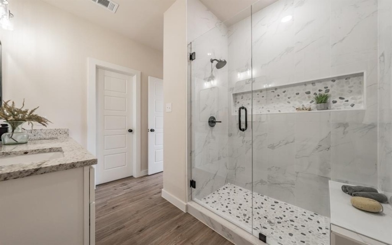 5626 Barkridge Drive, Granbury, TX 76048, 3 Habitaciones Habitaciones , ,2 BañosBaños,Residential,En Venta,5626 Barkridge Drive,20929620