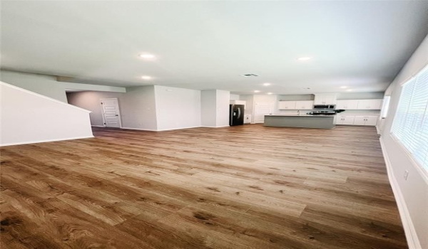 529 Meadow Run Drive, Van Alstyne, TX 75495, 5 Bedrooms Bedrooms, ,3 BathroomsBathrooms,Residential Lease,For Rent,529 Meadow Run Drive,20929686
