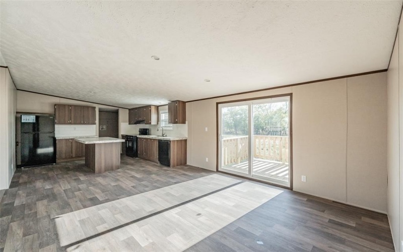 5017 Dove Street, Greenville, TX 75402, 5 Bedrooms Bedrooms, ,3 BathroomsBathrooms,Residential,For Sale,5017 Dove Street,20929336