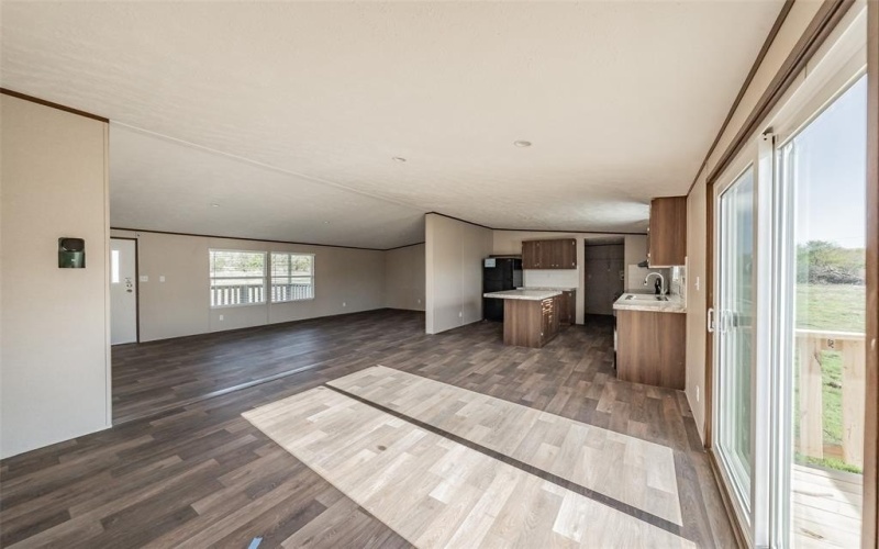 5017 Dove Street, Greenville, TX 75402, 5 Bedrooms Bedrooms, ,3 BathroomsBathrooms,Residential,For Sale,5017 Dove Street,20929336