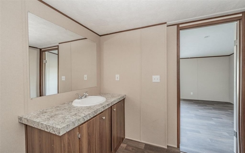 5017 Dove Street, Greenville, TX 75402, 5 Bedrooms Bedrooms, ,3 BathroomsBathrooms,Residential,For Sale,5017 Dove Street,20929336