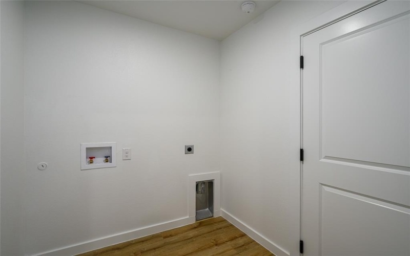309 E Shepherd Street, Denison, TX 75021, 4 Bedrooms Bedrooms, ,2 BathroomsBathrooms,Residential,For Sale,309 E Shepherd Street,20929763