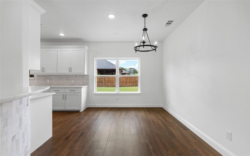 801 Comanche Cove Drive, Granbury, TX 76048, 3 Bedrooms Bedrooms, ,2 BathroomsBathrooms,Residential,For Sale,801 Comanche Cove Drive,20931467