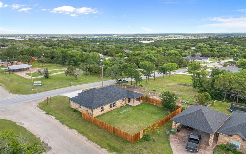 801 Comanche Cove Drive, Granbury, TX 76048, 3 Bedrooms Bedrooms, ,2 BathroomsBathrooms,Residential,For Sale,801 Comanche Cove Drive,20931467