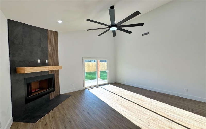 1222 Saint John Street, Greenville, TX 75401, 4 Bedrooms Bedrooms, ,2 BathroomsBathrooms,Residential,For Sale,1222 Saint John Street,20929879