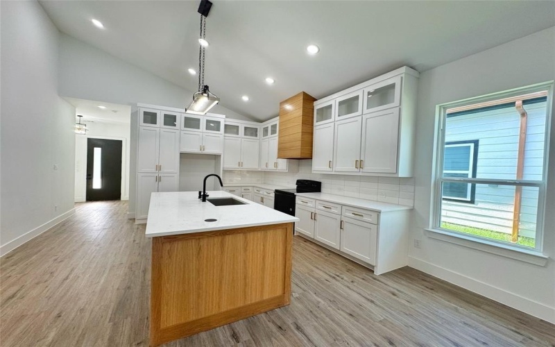 1222 Saint John Street, Greenville, TX 75401, 4 Bedrooms Bedrooms, ,2 BathroomsBathrooms,Residential,For Sale,1222 Saint John Street,20929879