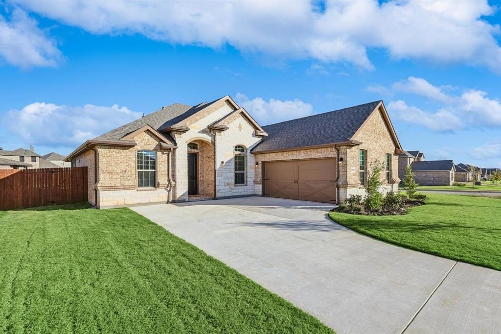 5806 14th Street, Midlothian, TX 76065, 4 Bedrooms Bedrooms, ,2 BathroomsBathrooms,Residential,For Sale,5806 14th Street,20930079
