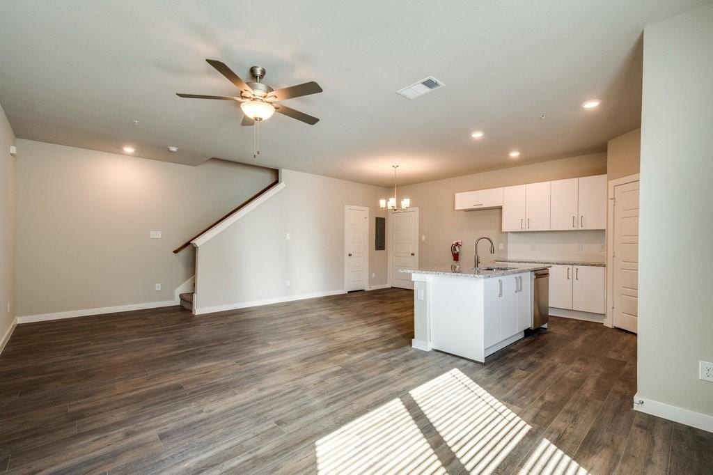 703 Wheatfield Drive, Venus, TX 76084, 2 Bedrooms Bedrooms, ,1 BathroomBathrooms,Residential Lease,For Rent,703 Wheatfield Drive,20928234