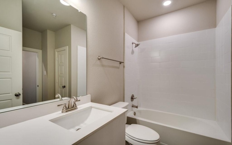 703 Wheatfield Drive, Venus, TX 76084, 2 Bedrooms Bedrooms, ,1 BathroomBathrooms,Residential Lease,For Rent,703 Wheatfield Drive,20928234