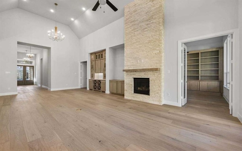 4316 Sandbrock Parkway, Aubrey, TX 76227, 4 Bedrooms Bedrooms, ,5 BathroomsBathrooms,Residential,For Sale,4316 Sandbrock Parkway,20930362