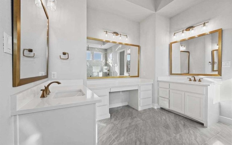 4316 Sandbrock Parkway, Aubrey, TX 76227, 4 Bedrooms Bedrooms, ,5 BathroomsBathrooms,Residential,For Sale,4316 Sandbrock Parkway,20930362
