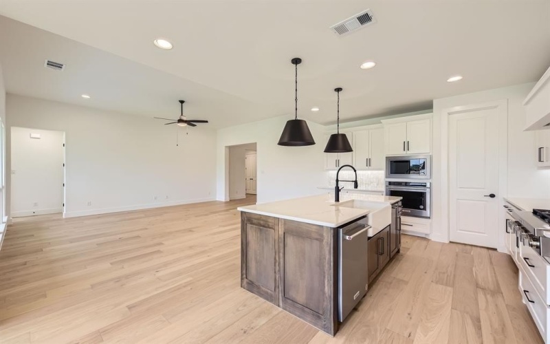 11513 Wulstone Way, Fort Worth, TX 76052, 3 Habitaciones Habitaciones , ,2 BañosBaños,Residential,En Venta,11513 Wulstone Way,20930444