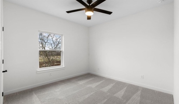 222 3rd Street, Hillsboro, TX 76645, 3 Bedrooms Bedrooms, ,2 BathroomsBathrooms,Residential,For Sale,222 3rd Street,20930448