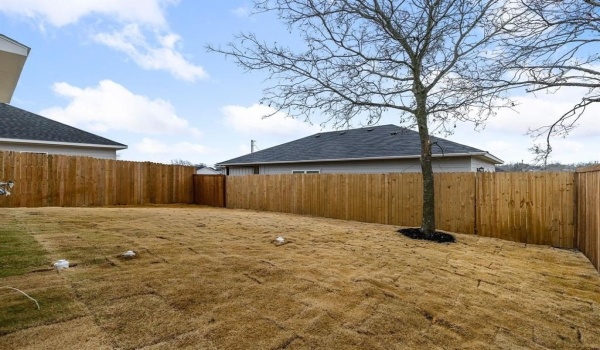 222 3rd Street, Hillsboro, TX 76645, 3 Bedrooms Bedrooms, ,2 BathroomsBathrooms,Residential,For Sale,222 3rd Street,20930448