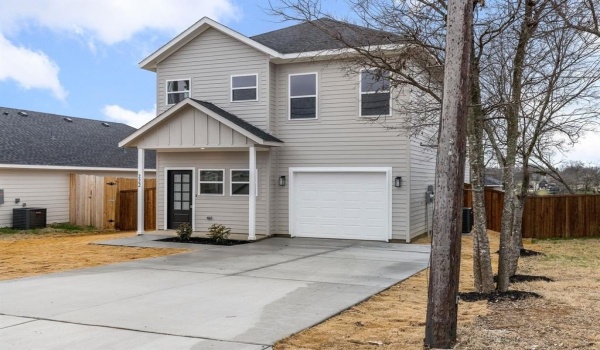 222 3rd Street, Hillsboro, TX 76645, 3 Bedrooms Bedrooms, ,2 BathroomsBathrooms,Residential,For Sale,222 3rd Street,20930448