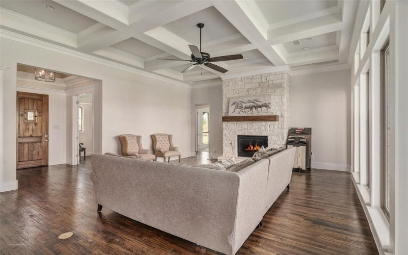 145 Varley Road, Collinsville, TX 76233, 4 Bedrooms Bedrooms, ,5 BathroomsBathrooms,Residential,For Sale,145 Varley Road,20930527