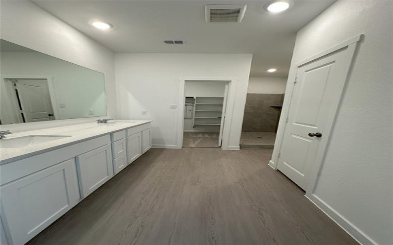 2041 Nokota Parkway, Providence Village, TX 76227, 4 Habitaciones Habitaciones , ,2 BañosBaños,Residential Lease,En Alquiler,2041 Nokota Parkway,20932073
