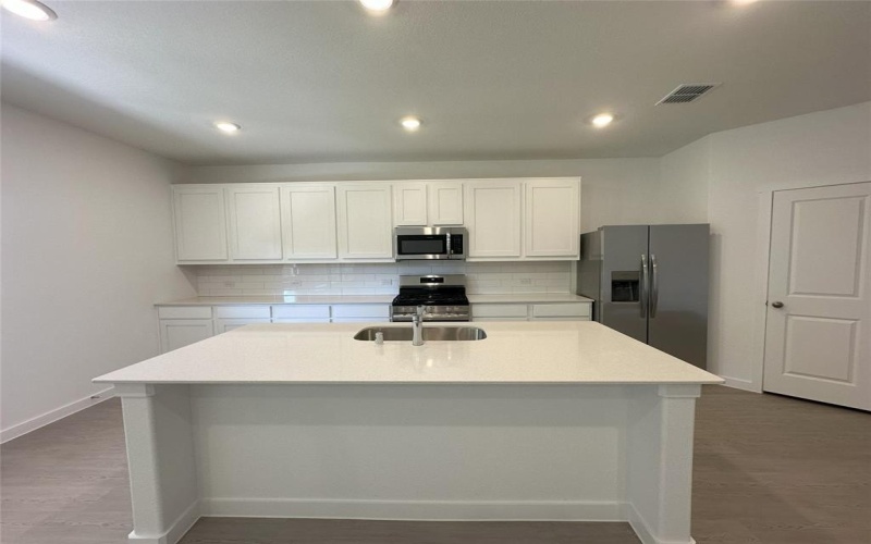 2041 Nokota Parkway, Providence Village, TX 76227, 4 Habitaciones Habitaciones , ,2 BañosBaños,Residential Lease,En Alquiler,2041 Nokota Parkway,20932073