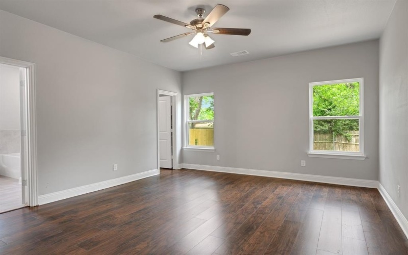1729 Foster Drive, Arlington, TX 76012, 5 Habitaciones Habitaciones , ,3 BañosBaños,Residential,En Venta,1729 Foster Drive,20932144