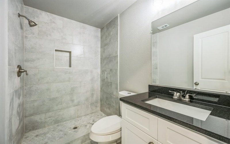 1729 Foster Drive, Arlington, TX 76012, 5 Habitaciones Habitaciones , ,3 BañosBaños,Residential,En Venta,1729 Foster Drive,20932144