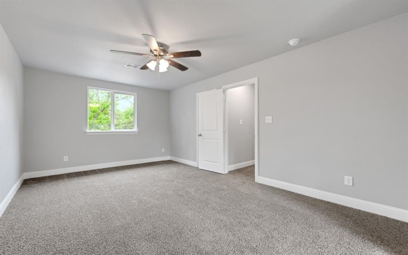 1729 Foster Drive, Arlington, TX 76012, 5 Habitaciones Habitaciones , ,3 BañosBaños,Residential,En Venta,1729 Foster Drive,20932144