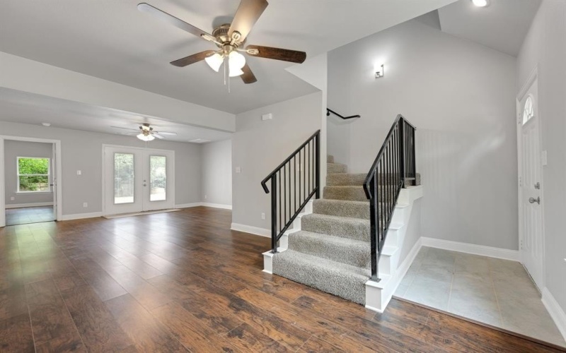 1729 Foster Drive, Arlington, TX 76012, 5 Habitaciones Habitaciones , ,3 BañosBaños,Residential,En Venta,1729 Foster Drive,20932144