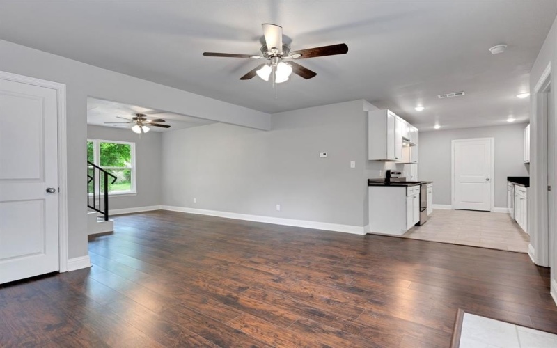 1729 Foster Drive, Arlington, TX 76012, 5 Habitaciones Habitaciones , ,3 BañosBaños,Residential,En Venta,1729 Foster Drive,20932144
