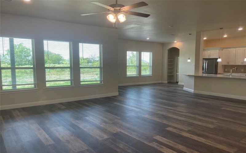 3334 Knight Street, Corsicana, TX 75110, 4 Habitaciones Habitaciones , ,3 BañosBaños,Residential,En Venta,3334 Knight Street,20932233