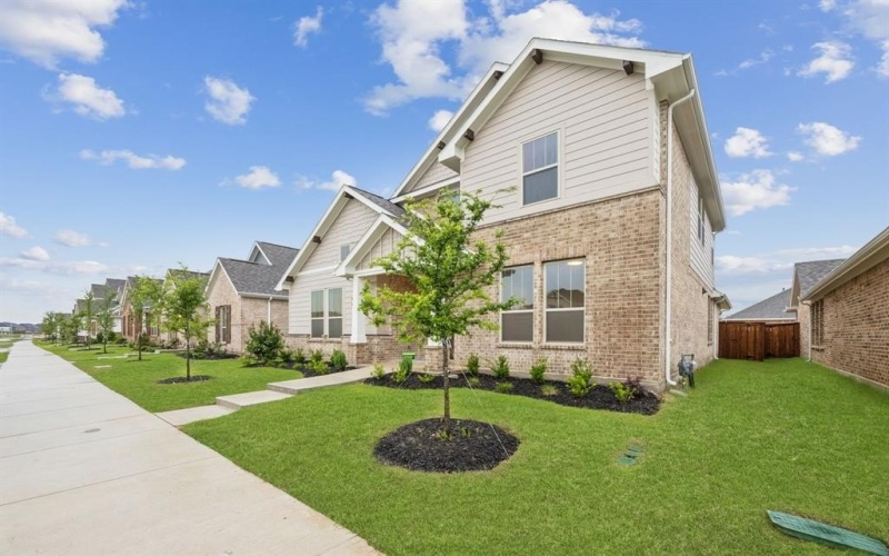 2233 Vista Way, Waxahachie, TX 75165, 4 Bedrooms Bedrooms, ,3 BathroomsBathrooms,Residential,For Sale,2233 Vista Way,20932661