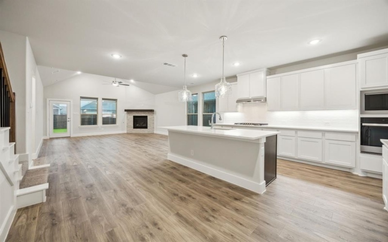 2233 Vista Way, Waxahachie, TX 75165, 4 Bedrooms Bedrooms, ,3 BathroomsBathrooms,Residential,For Sale,2233 Vista Way,20932661