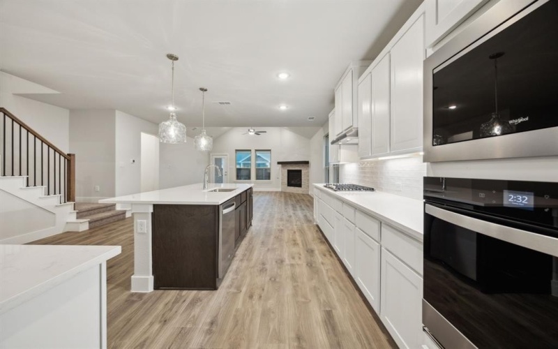 2233 Vista Way, Waxahachie, TX 75165, 4 Bedrooms Bedrooms, ,3 BathroomsBathrooms,Residential,For Sale,2233 Vista Way,20932661