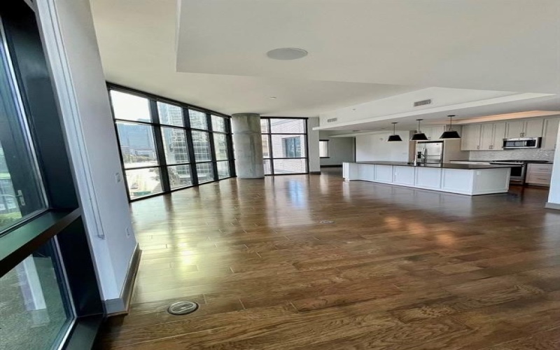 2323 N Akard Street #901, Dallas, TX 75201, 3 Habitaciones Habitaciones , ,3 BañosBaños,Residential Lease,En Alquiler,2323 N Akard Street,20932665