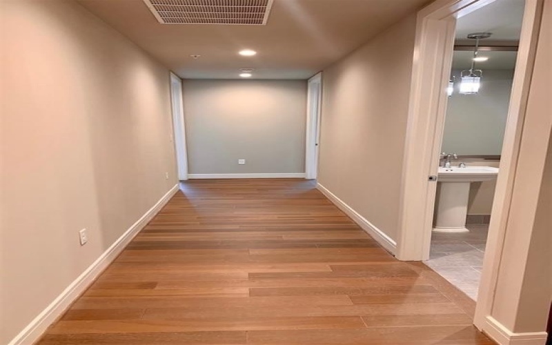 2323 N Akard Street #901, Dallas, TX 75201, 3 Habitaciones Habitaciones , ,3 BañosBaños,Residential Lease,En Alquiler,2323 N Akard Street,20932665