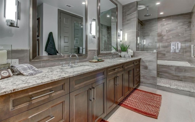2323 N Akard Street #901, Dallas, TX 75201, 3 Habitaciones Habitaciones , ,3 BañosBaños,Residential Lease,En Alquiler,2323 N Akard Street,20932665