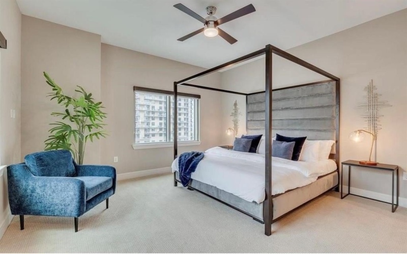 2323 N Akard Street #901, Dallas, TX 75201, 3 Habitaciones Habitaciones , ,3 BañosBaños,Residential Lease,En Alquiler,2323 N Akard Street,20932665