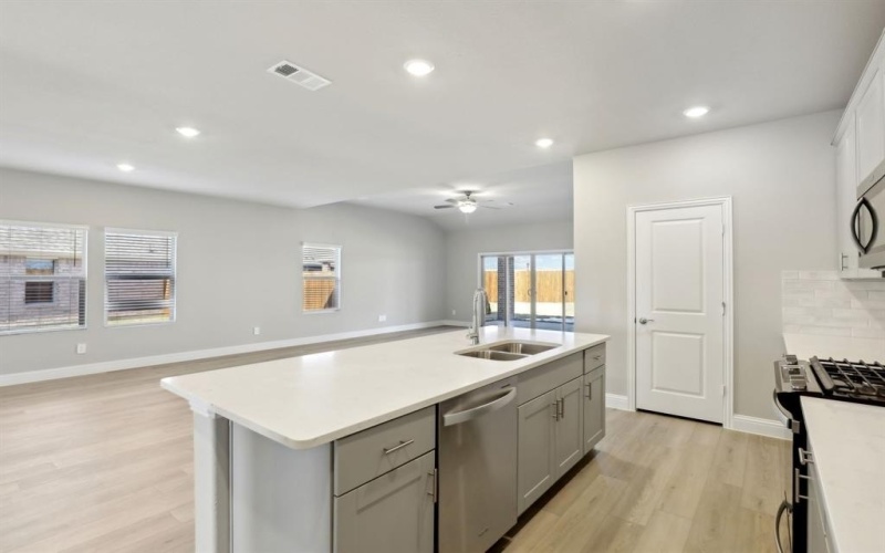 2220 Zephyr Drive, Princeton, TX 75407, 4 Bedrooms Bedrooms, ,3 BathroomsBathrooms,Residential,For Sale,2220 Zephyr Drive,20932786