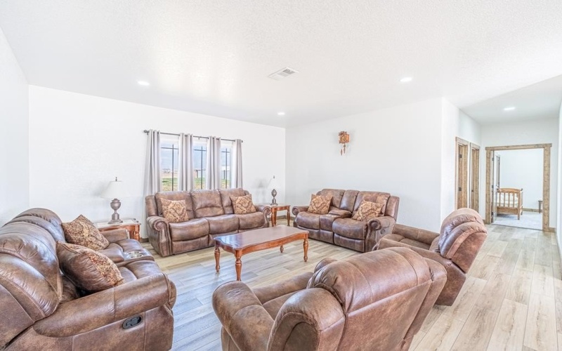 321 PR 201K, Seminole, TX 79360, 3 Bedrooms Bedrooms, ,2 BathroomsBathrooms,Residential,For Sale,321 PR 201K,158624