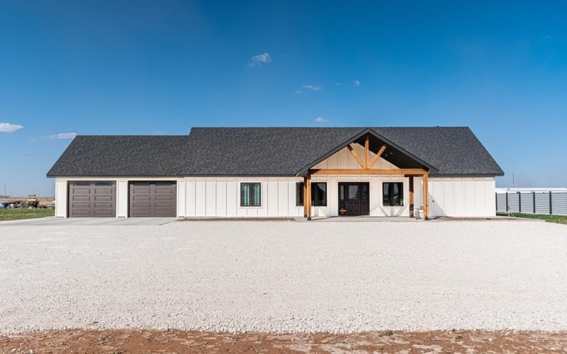 321 PR 201K, Seminole, TX 79360, 3 Bedrooms Bedrooms, ,2 BathroomsBathrooms,Residential,For Sale,321 PR 201K,158624
