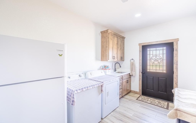 321 PR 201K, Seminole, TX 79360, 3 Bedrooms Bedrooms, ,2 BathroomsBathrooms,Residential,For Sale,321 PR 201K,158624