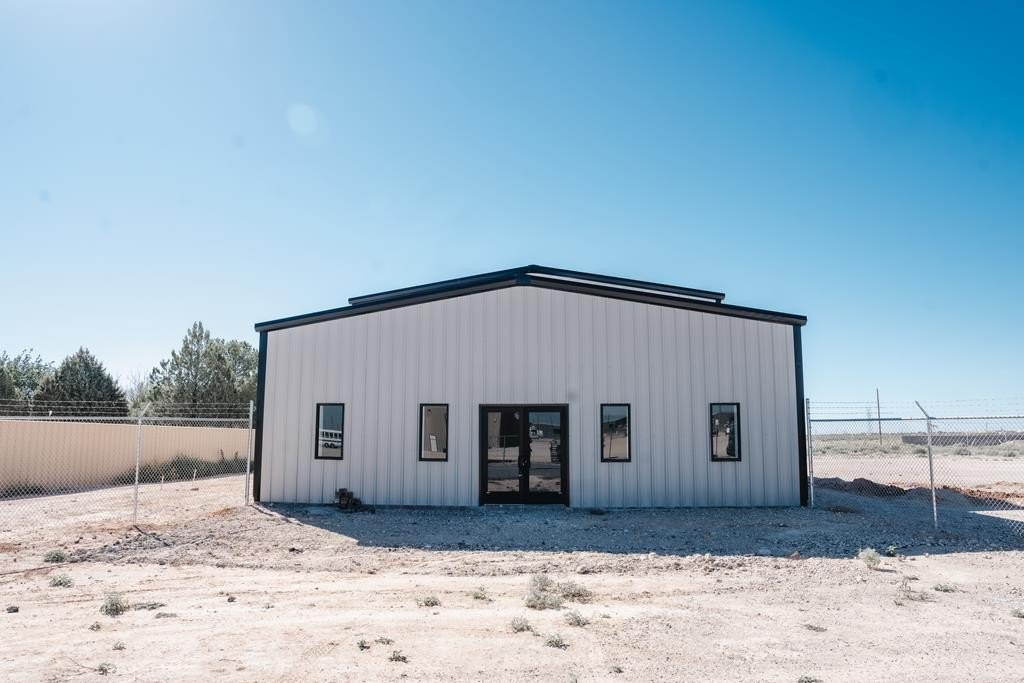 310 E Zeus Ln, Odessa, TX 79766, ,Commercial Sale,En Venta,310 E Zeus Ln,158665