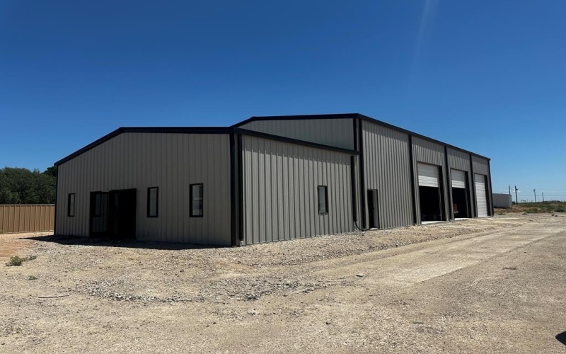 310 E Zeus Ln, Odessa, TX 79766, ,Commercial Sale,En Venta,310 E Zeus Ln,158665
