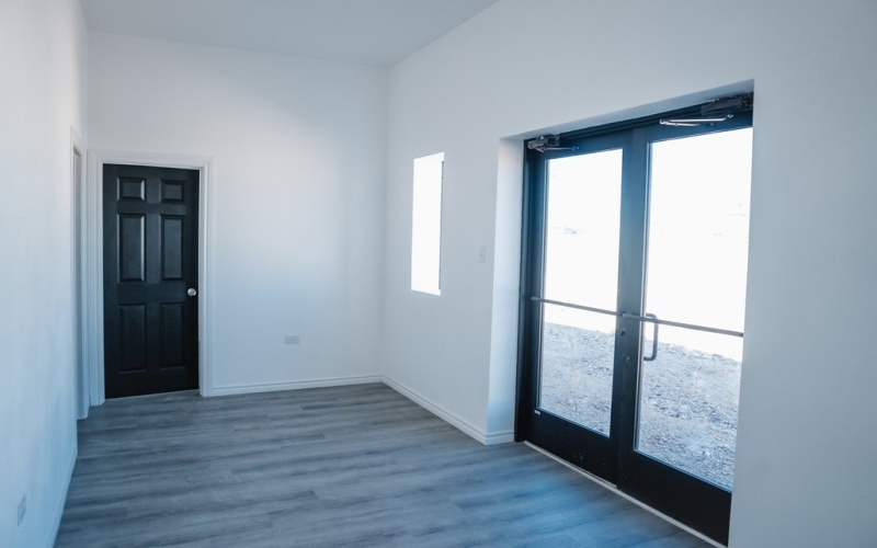 310 E Zeus Ln, Odessa, TX 79766, ,Commercial Sale,En Venta,310 E Zeus Ln,158665