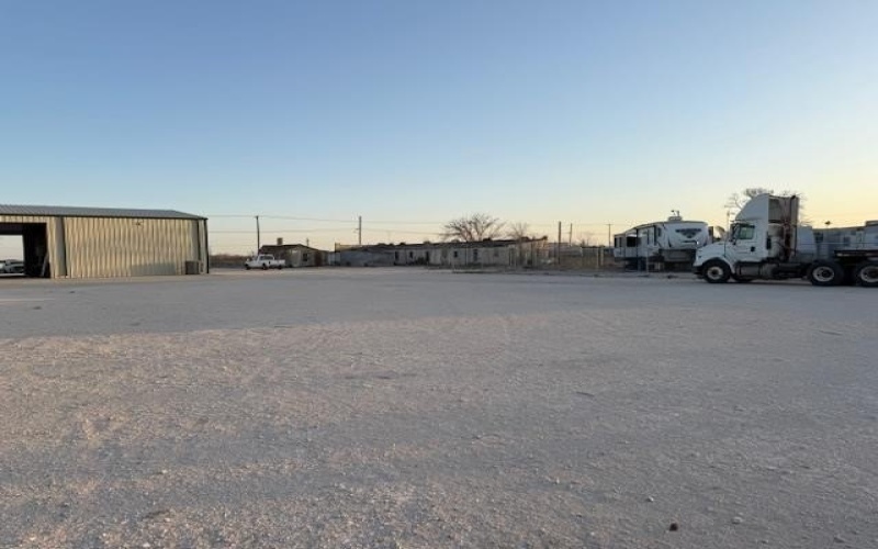 1100 W Sealy, Monahans, TX 79756, ,Commercial Sale,For Sale,1100 W Sealy,158910