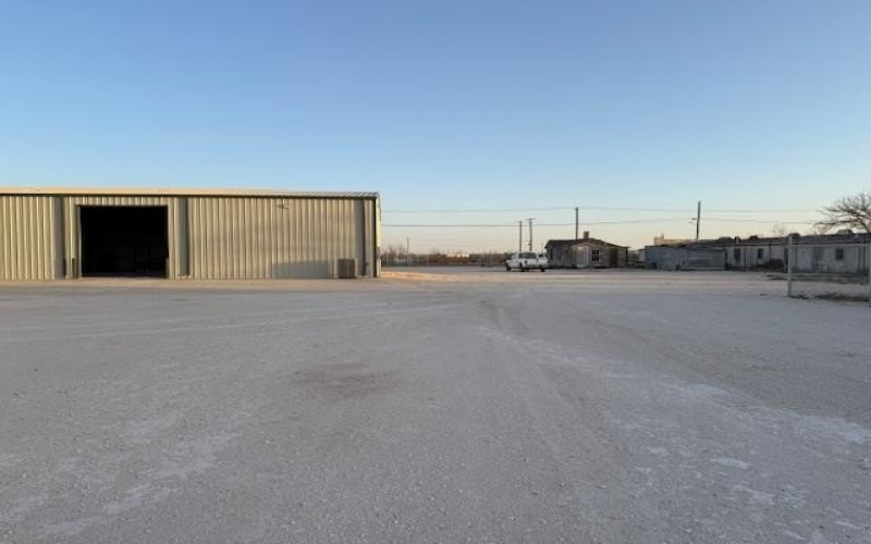 1100 W Sealy, Monahans, TX 79756, ,Commercial Sale,For Sale,1100 W Sealy,158910