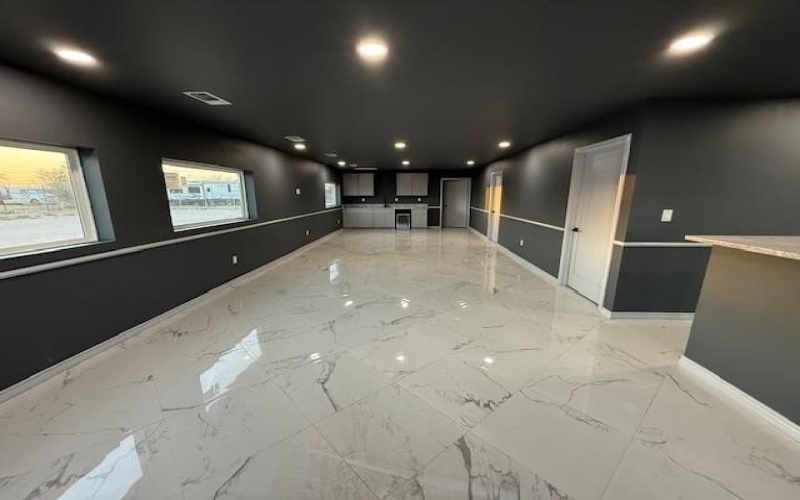 1100 W Sealy, Monahans, TX 79756, ,Commercial Sale,For Sale,1100 W Sealy,158910