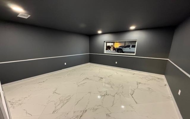 1100 W Sealy, Monahans, TX 79756, ,Commercial Sale,For Sale,1100 W Sealy,158910