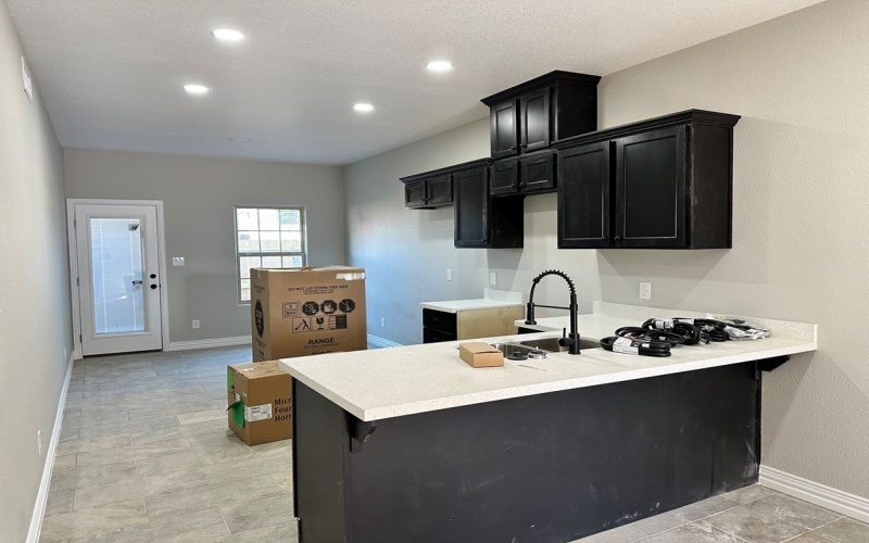 2208 S Park St, Pecos, TX 79772, 8 Habitaciones Habitaciones , ,5 BañosBaños,Residential Multi Family,En Venta,2208 S Park St,159001